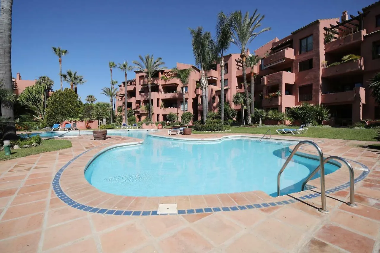 Alicate Apartment Marbella 0*,  Spain