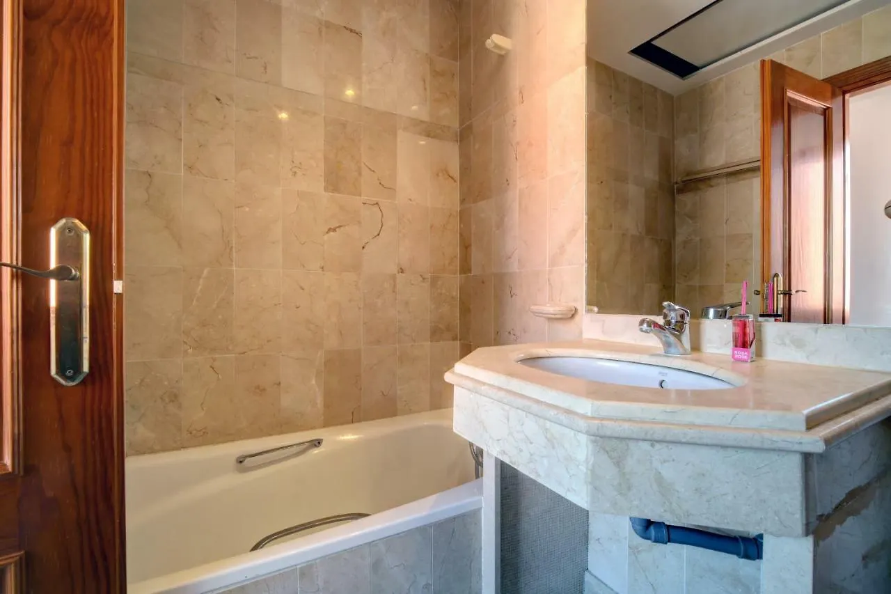 Alicate Apartment Marbella Spain